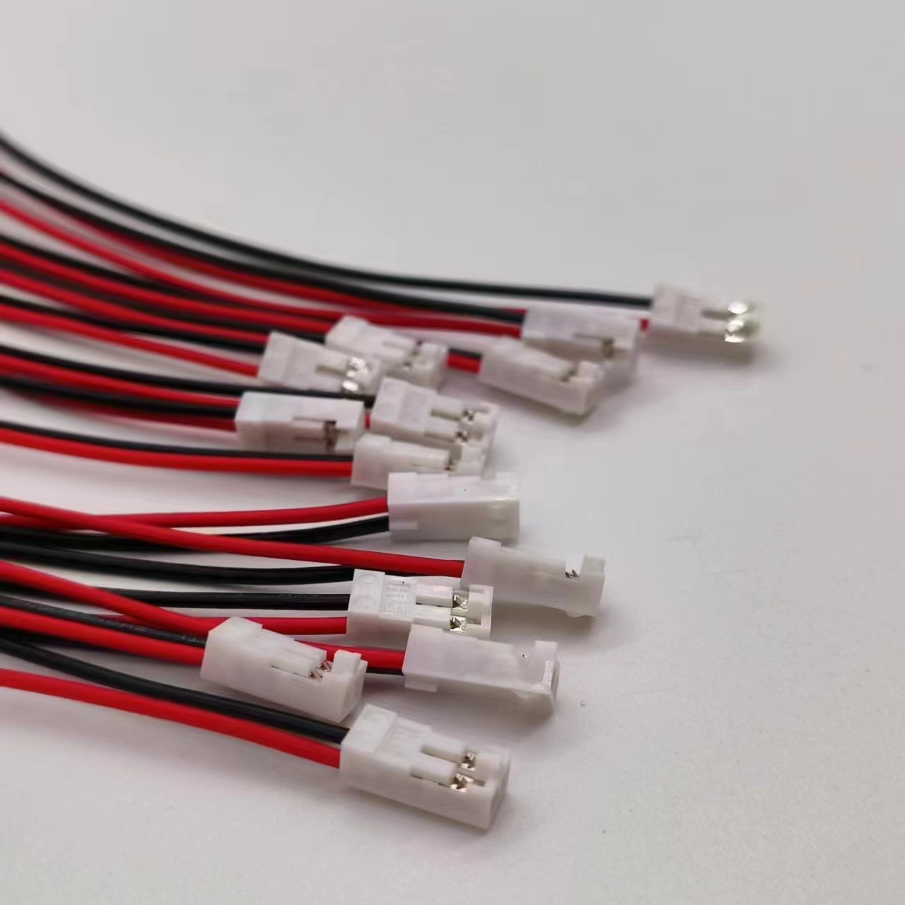 DF1B-2S-2.5R连接器线束 2.5mm间距端子线加工定制