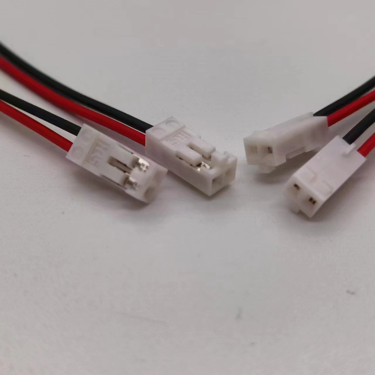 DF1B-2S-2.5R连接器线束 2.5mm间距端子线加工定制