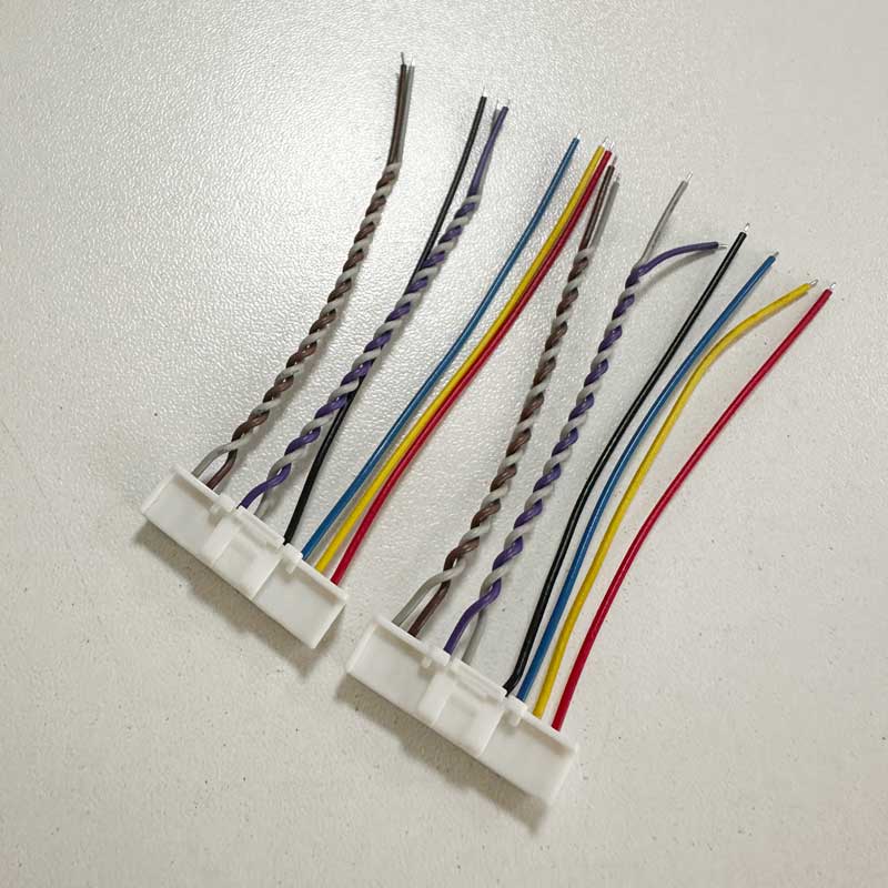 Molex5023511000 DuraClik线对板插座外壳2.0mm 502351电池端子线